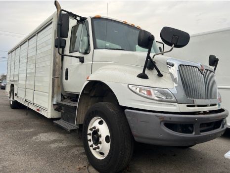 USED 2018 12-BAY ROUTE TRUCK