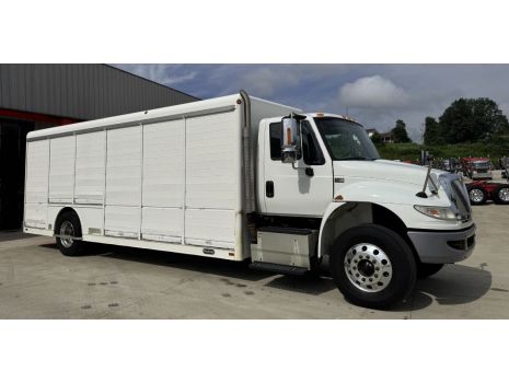 USED 2019 INTERNATIONAL 4300 12-BAY BEVERAGE TRUCK