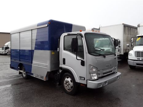 USED 2018 ISUZU NRR 6-BAY BEVERAGE TRUCK