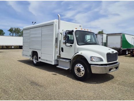 USED 2019 FREIGHTLINER M2 6.5-BAY ROUTE TRUCK