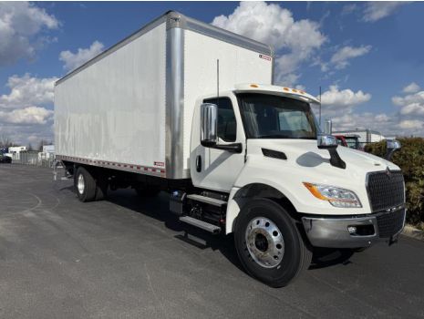 NEW 2026 INTERNATIONAL MV 26' BOX TRUCK