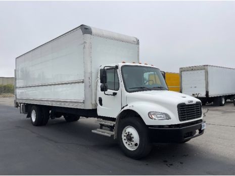 USED 2023 FREIGHTLINER 26' BOX TRUCK