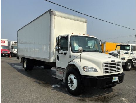 USED 2021 FREIGHTLINER M2 26' BOX TRUCK