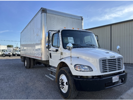 USED 2021 FREIGHTLINER M2 26' BOX TRUCK