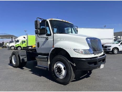 USED 2019 INTERNATIONAL MV SINGLE AXLE TRACTOR