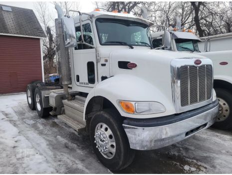 USED 2023 PETERBILT TADEM AXLE TRACTOR