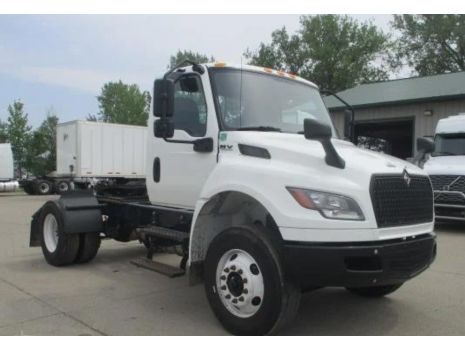 USED 2024 INTERNATIONAL MV SINGLE AXLE TRACTOR