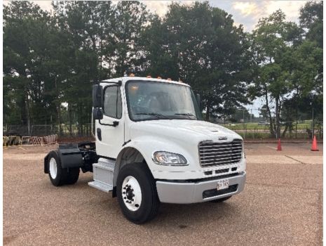 USED 2021 FREIGHTLINER M2 SINGLE AXLE TRACTOR